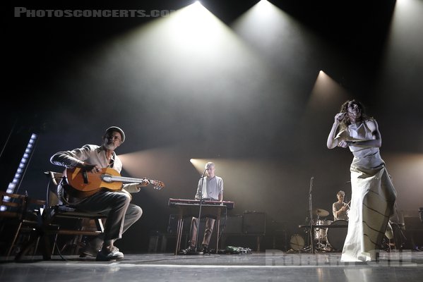 PJ HARVEY - 2023-10-13 - PARIS - Olympia - James Johnston - Polly Jean Harvey - Jean-Marc Butty - Giovanni Ferrario